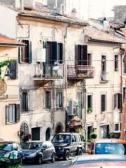 The Heavenly Physici